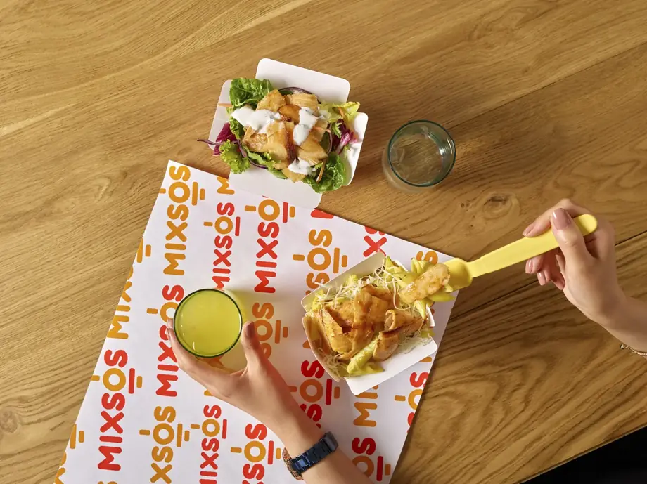 Mixsos box, patates ve içecek